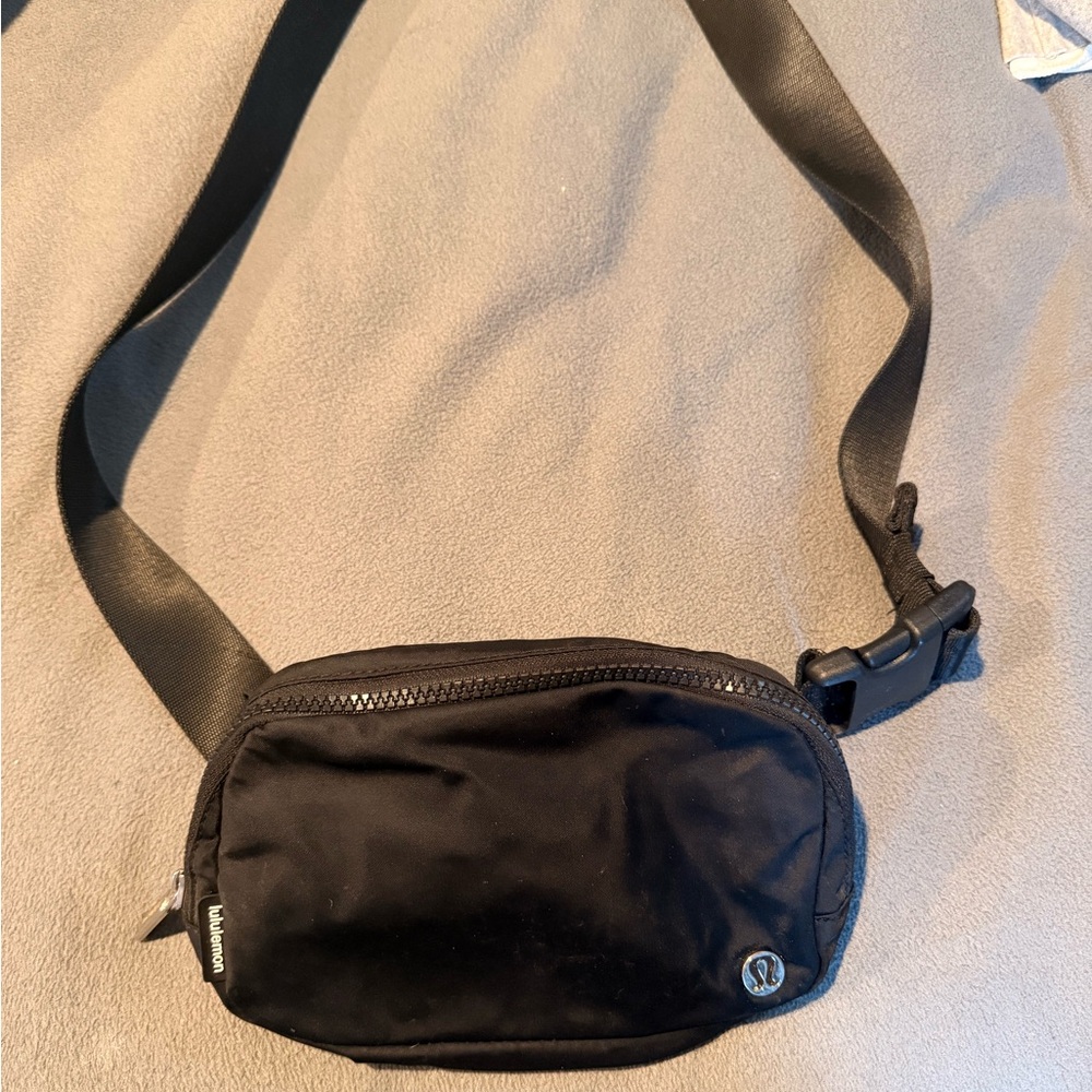 lululemon athletica Black Belt Bag